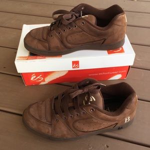 es accel og skate shoes